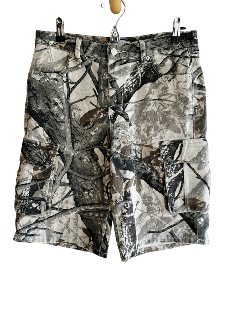 Refrain Los Angeles Baggy Slouchy Camo Cargo Shorts